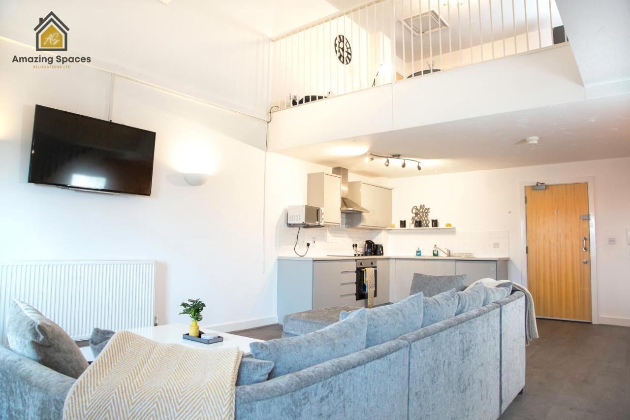 Large Unique 2 Bedroom Duplex Apartment With Private Parking & Free Wifi - Vat Qualifying By Amazing Spaces Relocations Ltd وارينغتون المظهر الخارجي الصورة