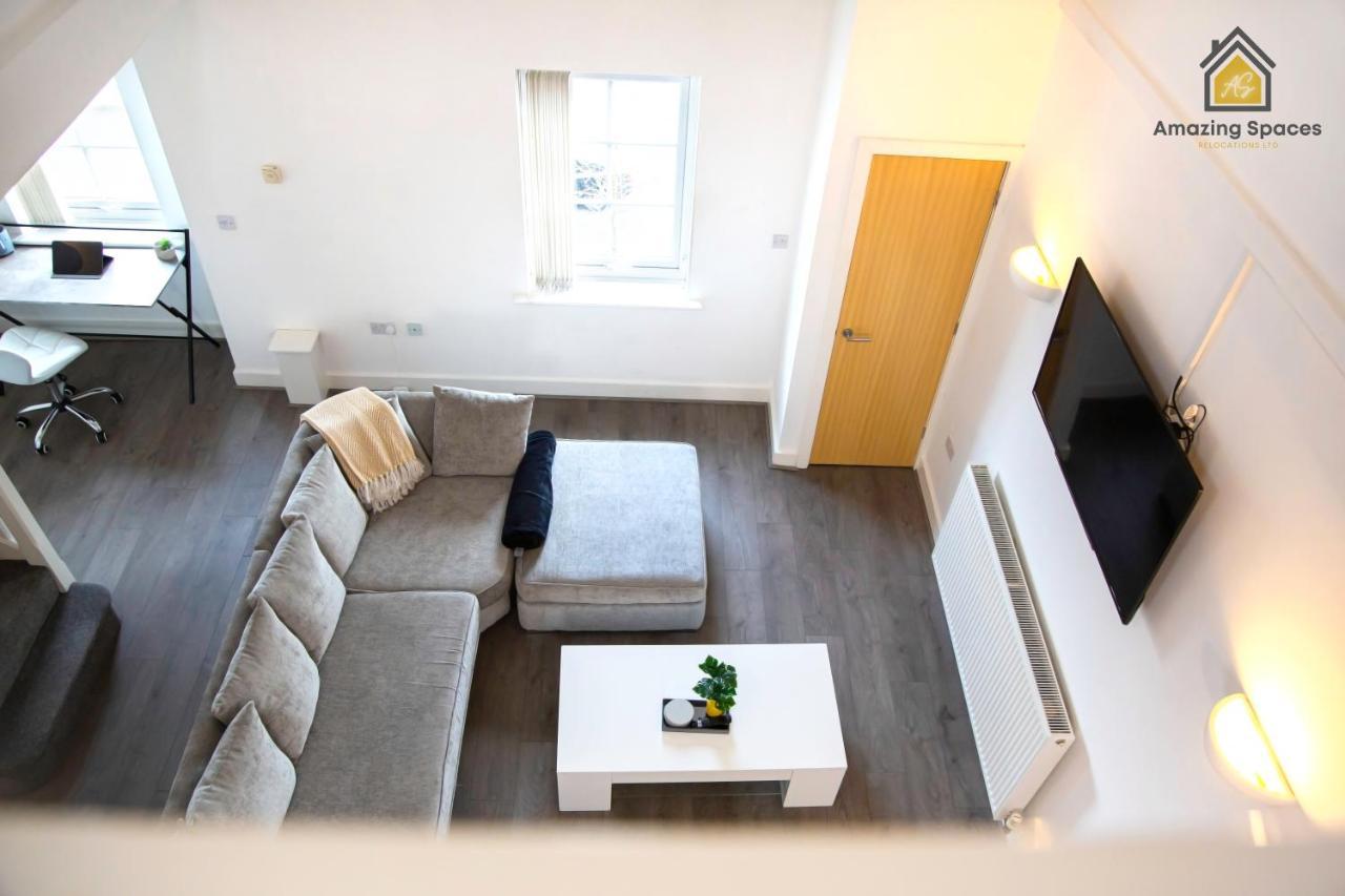 Large Unique 2 Bedroom Duplex Apartment With Private Parking & Free Wifi - Vat Qualifying By Amazing Spaces Relocations Ltd وارينغتون المظهر الخارجي الصورة