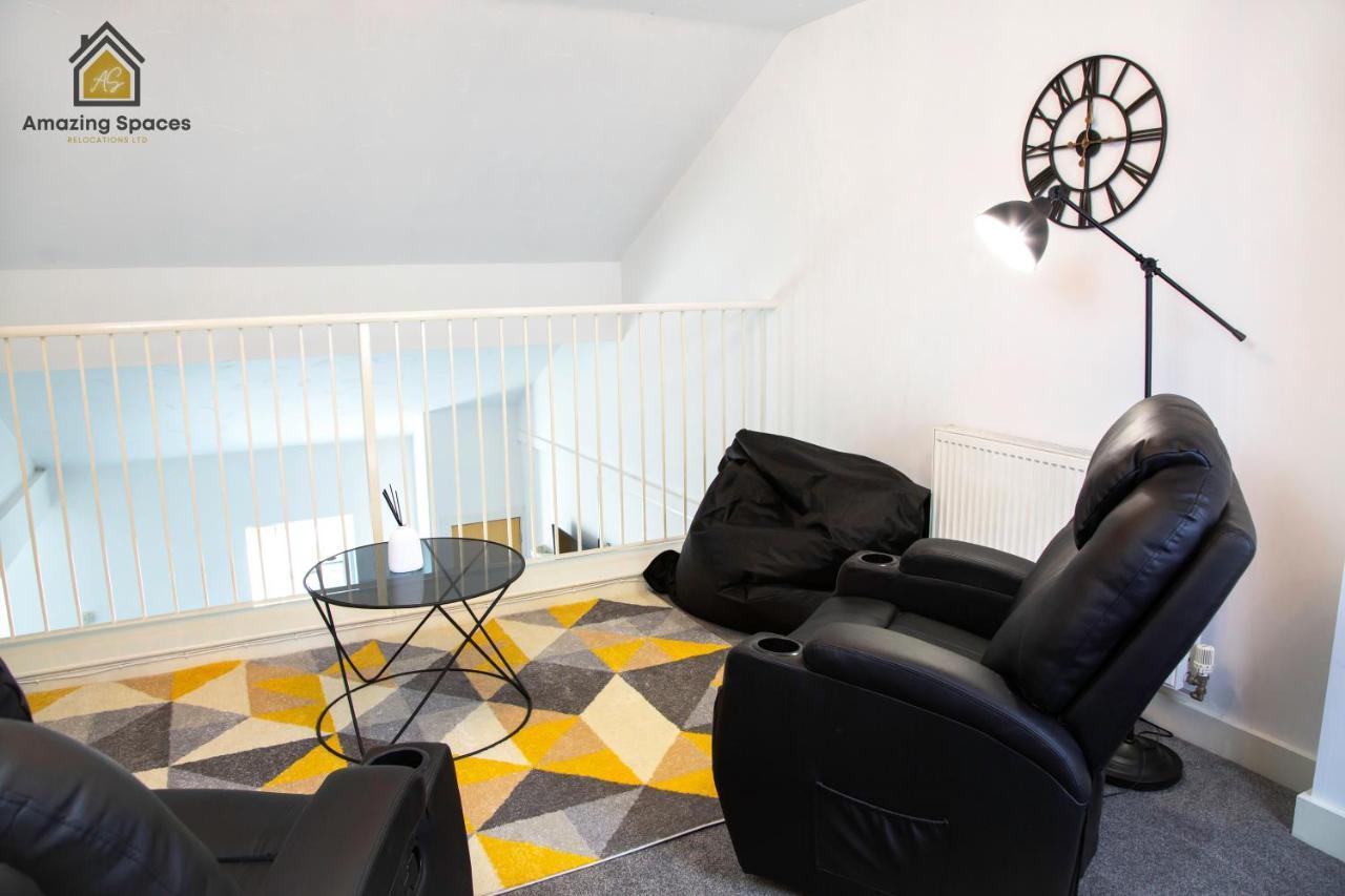 Large Unique 2 Bedroom Duplex Apartment With Private Parking & Free Wifi - Vat Qualifying By Amazing Spaces Relocations Ltd وارينغتون المظهر الخارجي الصورة